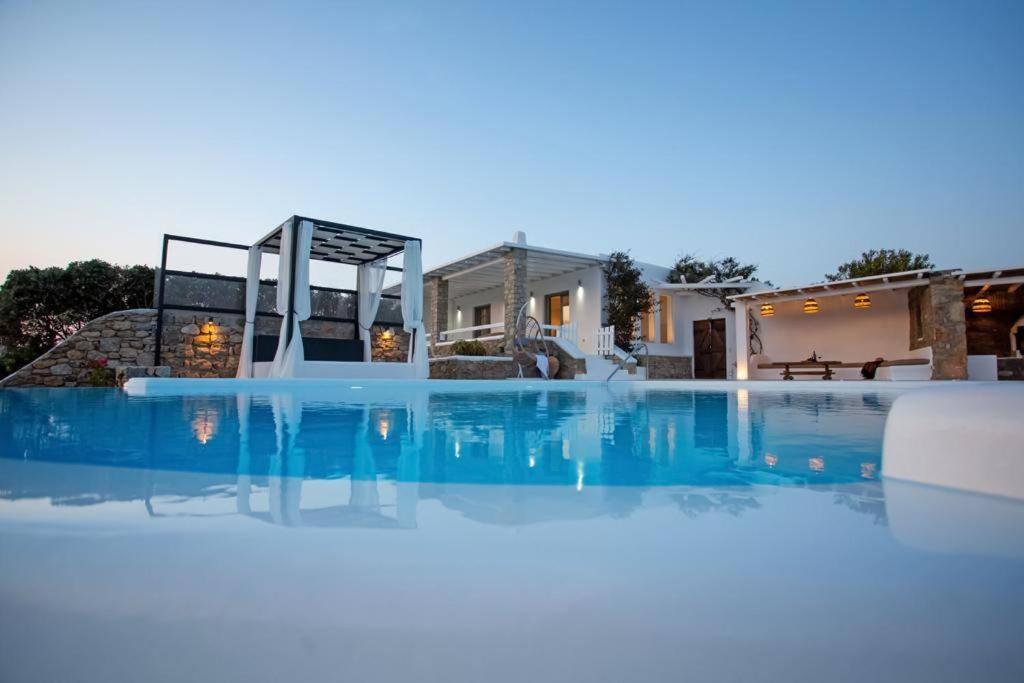 Villabellum Mykonos Villa *